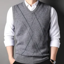 Hot OUKU Men's 100% Wool Sweater Vest Knit V Neck Stripe Reactive Print V Neck Knitwear Elegant School Performance Clothing Apparel Spring Fall Black Royal Blue S M L