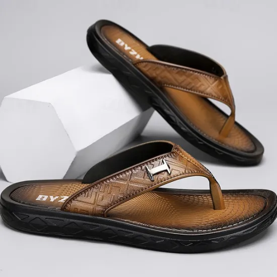 Hot OUKU Men's Brown Casual Flip Flops with Textured Footbed and Adjustable Strap – Comfortable Outdoor Sandals for Summer and Beach Wear