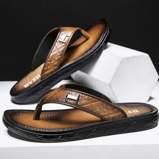 Hot OUKU Men's Brown Casual Flip Flops with Textured Footbed and Adjustable Strap – Comfortable Outdoor Sandals for Summer and Beach Wear