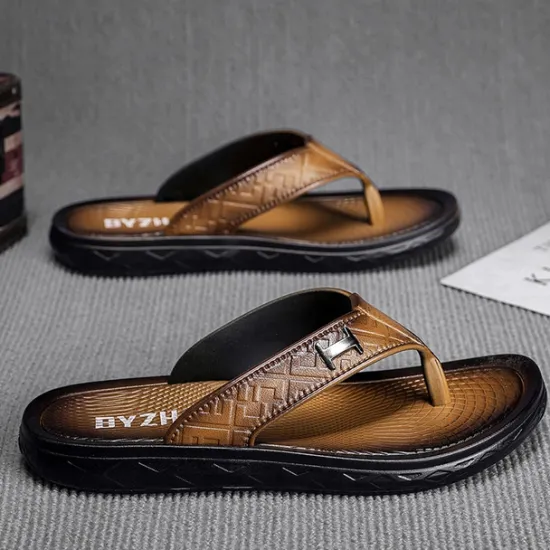 Hot OUKU Men's Brown Casual Flip Flops with Textured Footbed and Adjustable Strap – Comfortable Outdoor Sandals for Summer and Beach Wear