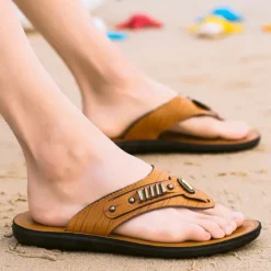 Hot OUKU Men's Brown Flip-Flop Sandals – Stylish & Comfortable Slip-On Slippers with Metal Accents for Casual Wear & Beach Outings