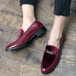 Online OUKU Men's Burgundy Velvet Loafers with Gold Chain Detail – Elegant Slip-On Dress Shoes for Formal Events and Parties