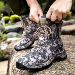 Hot OUKU Men's Camouflage Outdoor Hiking Boots – Waterproof, Durable, and Lightweight with Non-Slip Sole for Hunting and Trekking