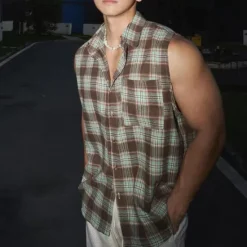 New OUKU Men's Shirt Summer Shirt Casual Shirt Beach Shirt Button Up Shirt Purple Brown Sleeveless Plaid Lapel Vacation Hawaiian Front Pocket Clothing Apparel Polyester Fashion Casual Comfortable