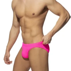 Sale OUKU Men's Swimwear Swim Briefs Swim Thong Plain Breathable Soft Daily Wear Weekend Stylish Simple Black White